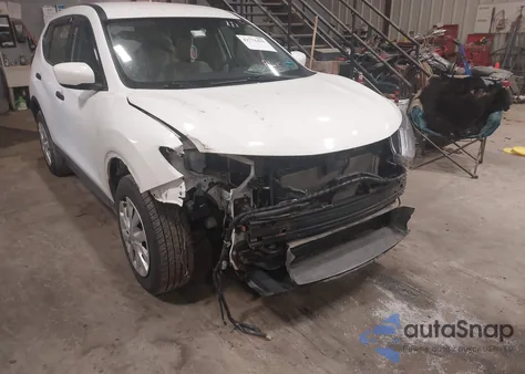 2017 Nissan Rogue S z USA, uszkodzony, nr VIN 5N1AT2MV2HC799475